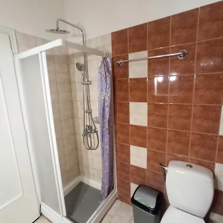 Apartament Vangel Backyard *